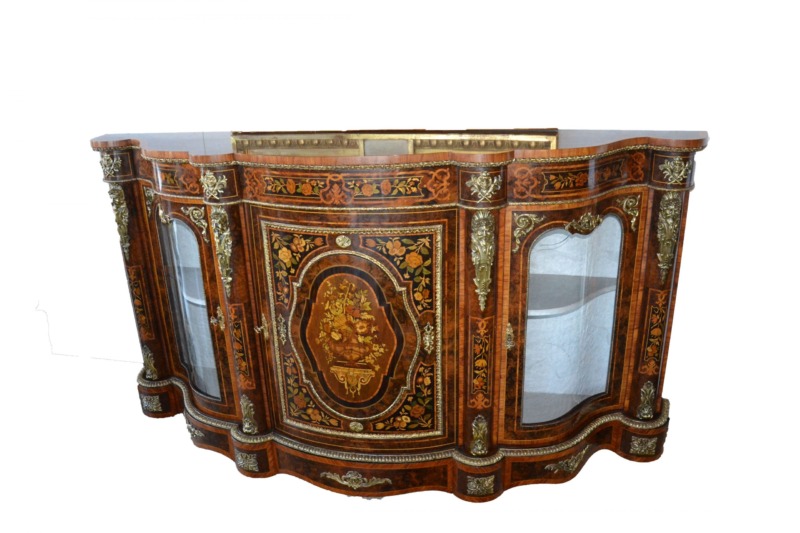 Credenza-francese-scaled